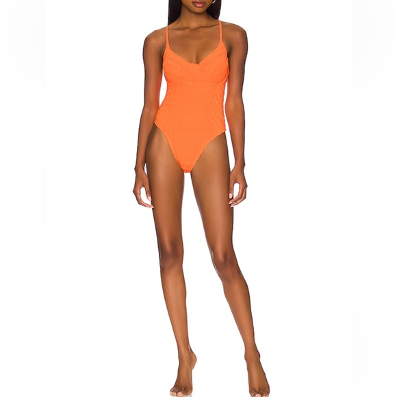 Good American Other - Good American pieza show swimsuit